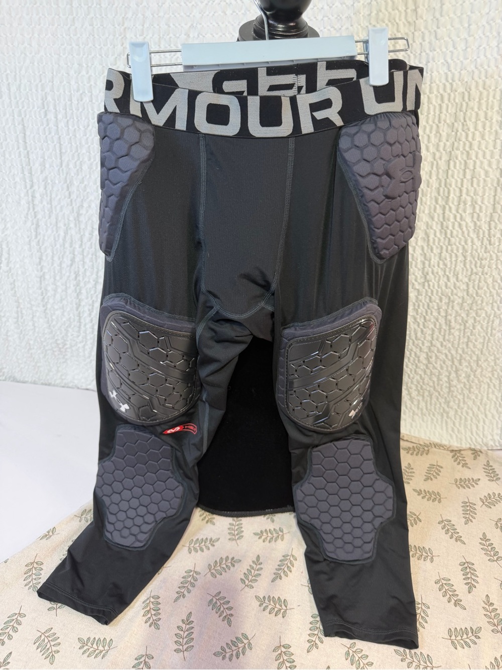 Under Armour Men’s Black Padded Compression Joggers